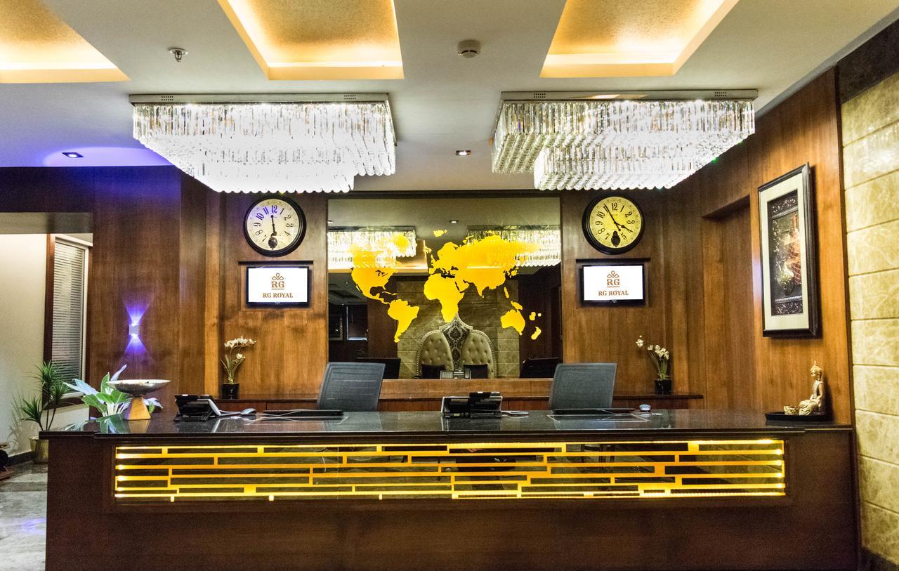 Rg Royal Hotel Бангалор Экстерьер фото