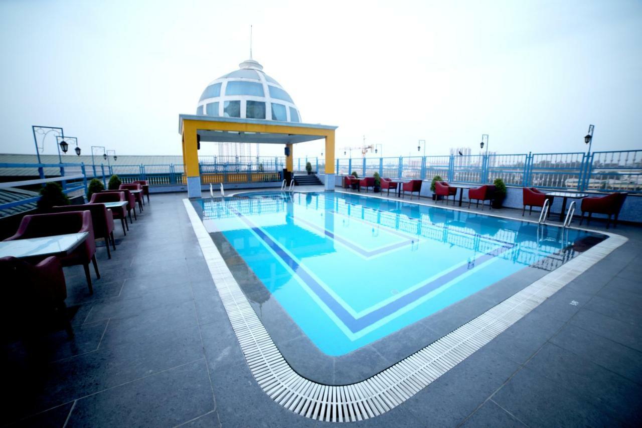 Rg Royal Hotel Бангалор Экстерьер фото